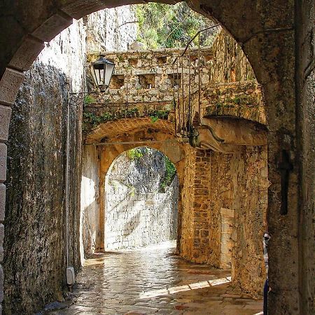 Old Town Boskovic Apartment Kotor Dış mekan fotoğraf
